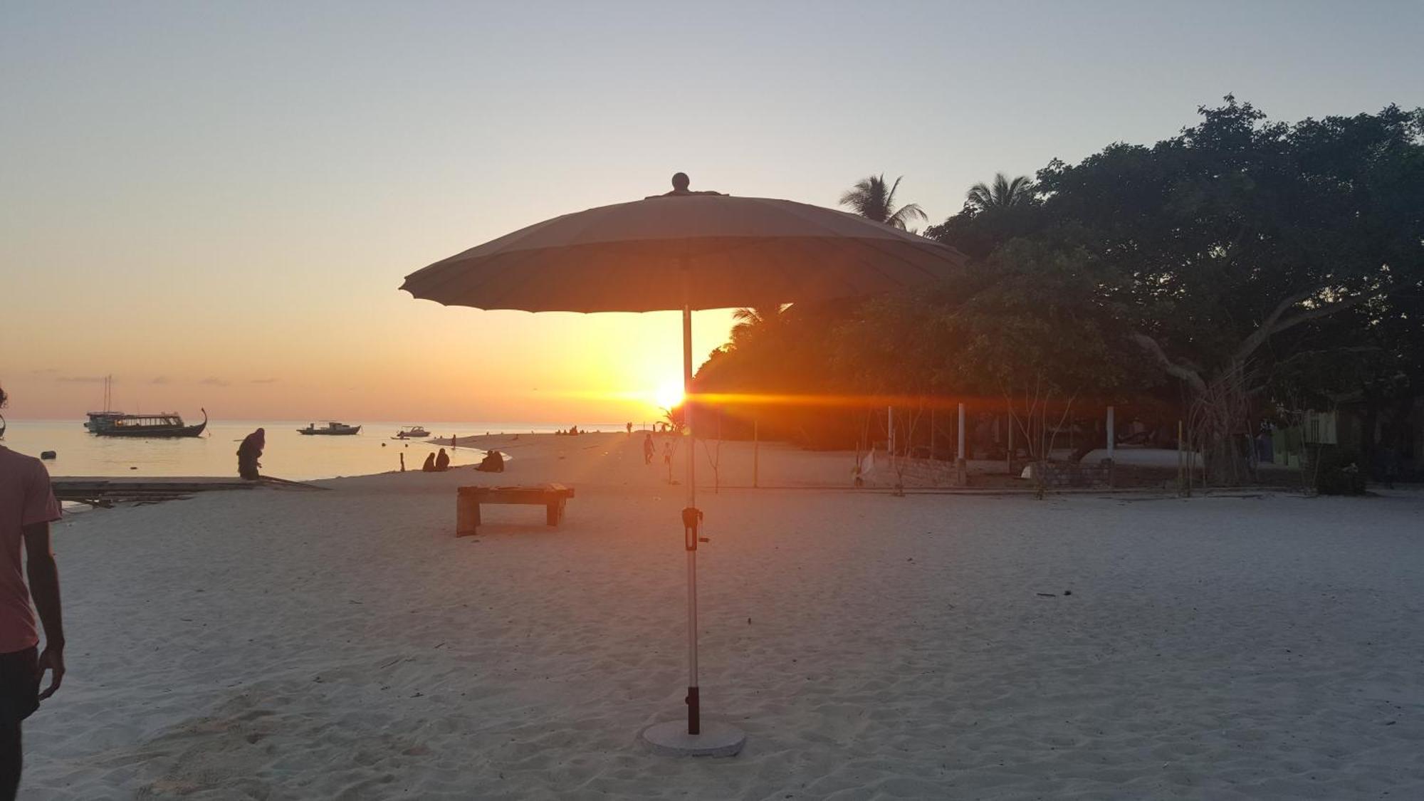 คีนัน รีทรีต Hotel ฟูลิดู ภายนอก รูปภาพ